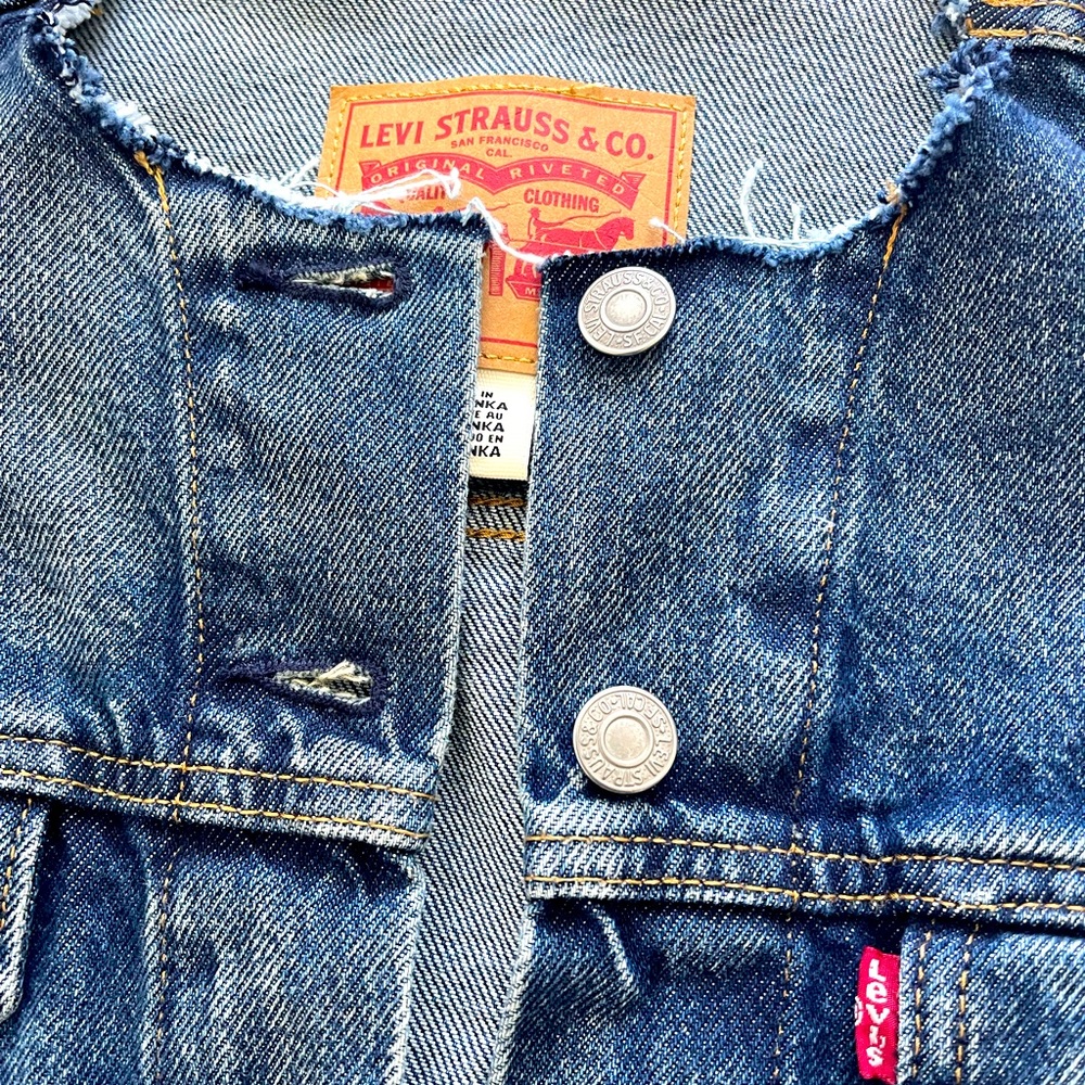 Levi’s jacket, size M - Picture 2 of 6